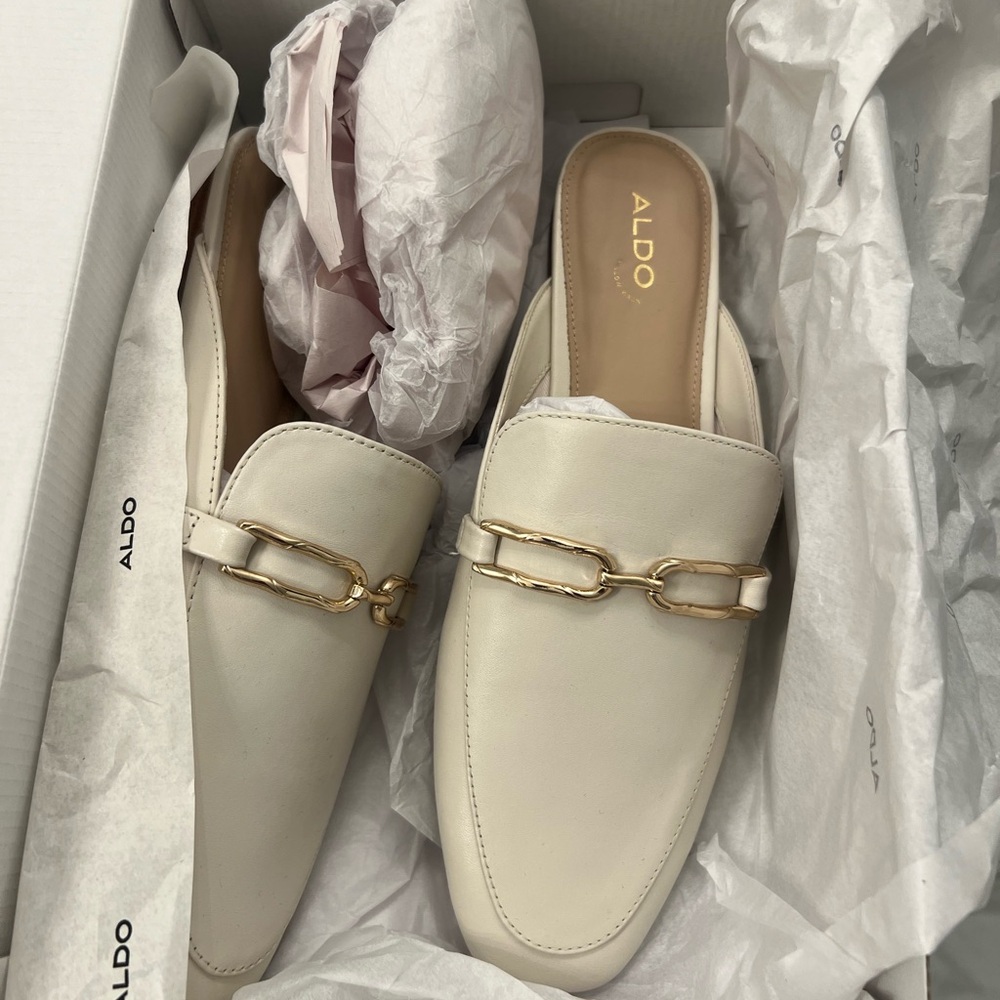 New Aldo Slip On Loafers 9